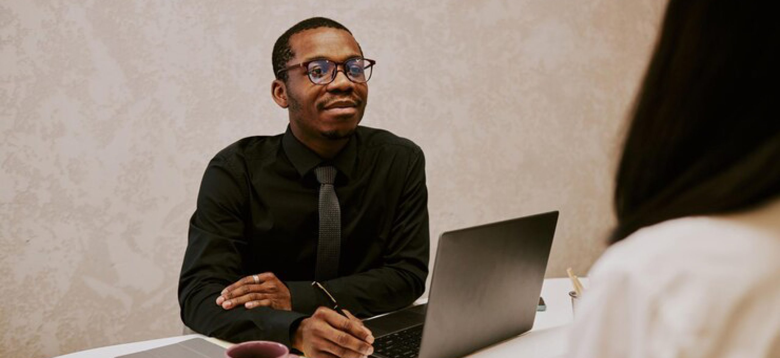 r-specialist-interviewing Sasy Solutions